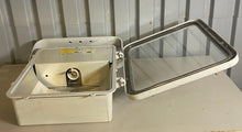 Load image into Gallery viewer, Cooper Crouse-Hinds FMVSY250/MT76 MO5 Floodlight Fixture, 250W (Used)