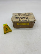 Load image into Gallery viewer, Cooper Bussmann 16321-1 Power Distribution Block  (Open Box)