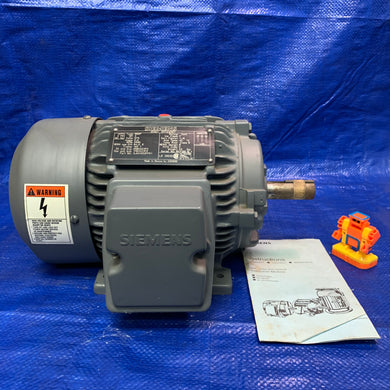 Siemens 1LA01452FP51 Electric Motor, 3 Phase, 3600 RPM, 575V, 60 Hz, Type: RGZP (Open Box)