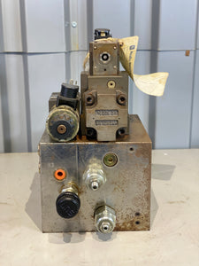 Denison Hydraulics 4D01-3751-0902-B1G0Q Directional Control Valve Assembly (For Parts)