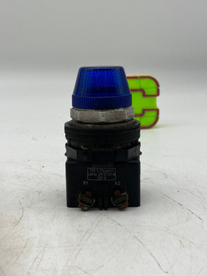 Cutler-Hammer HT8 28-6731-6 Resistor Lamp, 120V, Blue *Lot of (3)* (Used)