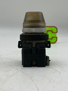 Cutler-Hammer HT8 28-6731-6 Resistor Lamp, 120V, Clear *Lot of (7)* (Used)