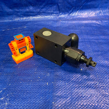 Load image into Gallery viewer, Rexroth Bosch Group R900423717 Hydraulic Pressure Control Valve (Open Box)