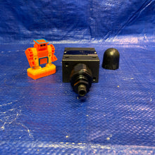 Load image into Gallery viewer, Rexroth Bosch Group R900423717 Hydraulic Pressure Control Valve (Open Box)