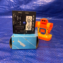 Load image into Gallery viewer, Entrelec KRDR422A4 Solid State Timer (New)