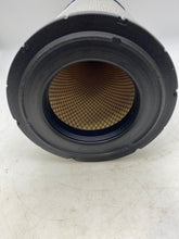 Load image into Gallery viewer, Fleetguard AF27682 Air Filter (New)