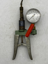 Load image into Gallery viewer, Ralston Instruments Hand Pump, 0-60 PSI (Used)