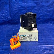 Load image into Gallery viewer, Siemens 3TF3400-0AK6 Contactor (Used)