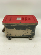 Load image into Gallery viewer, Kahlenberg M-411 Type 4-610D Fog Signal Timer, Size 120 VAC (Used)