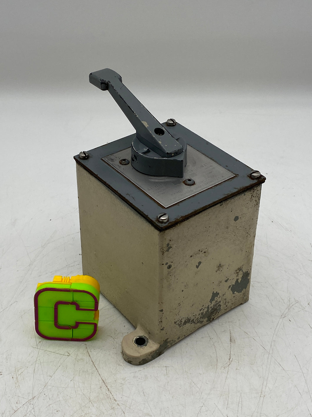Kahlenberg M463 Whistle Control Switch, 115-230 VAC (Used)