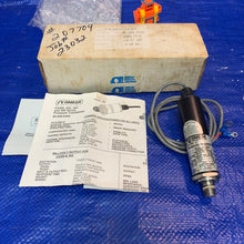 Load image into Gallery viewer, Omega PX305-1KGI Pressure Transducer, Range: 0-1000 PSIG, Proof: 2000 PSIG, 12-67 VDC, 4-20 mA (Used)
