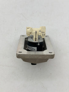 Eaton Crouse-Hinds DSD925-SA-HN-OF-AU Ex. Proof Front Op. Selector Switch (Used)