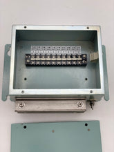 Load image into Gallery viewer, Furuno DS-802 Terminal Box for DS-80 Doppler Speed Log System (Used)