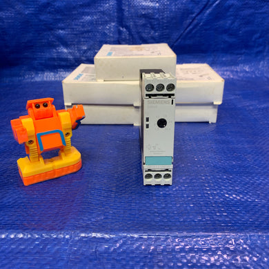 Siemens 3RP1512-1AQ30 Time Relay, *Lot of (5) Relays* (New)
