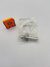 Load image into Gallery viewer, Mahle Ind. PiS 3098 Differential Pressure Indicator, P/N: 77669989 (No Box)