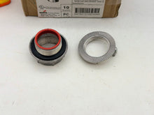 Load image into Gallery viewer, Myers Crouse-Hinds STAG-5 Ground Hub, 1-1/2&quot; *Box of (10)* (New)