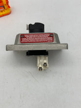 Load image into Gallery viewer, Eaton Crouse-Hinds DSD925-SA-HN-OF-AU Ex. Proof Front Op. Selector Switch (Used)