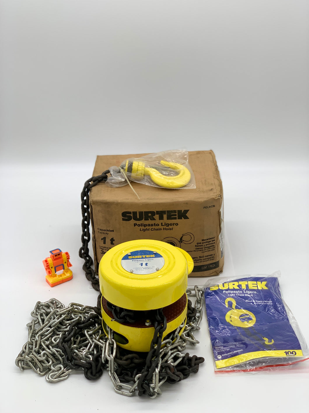 Surtek POLAC2L 1 Ton Cap. Light Chain Hoist (New)