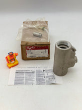 Load image into Gallery viewer, Eaton Crouse-Hinds EYD5-SA Female Hub Sealing Fitting, 1&quot; (New)