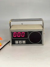 Load image into Gallery viewer, Scandinavian Micro Systems LR40-DC v3.7 Digital Gyro Repeater w/ Bracket (Used)