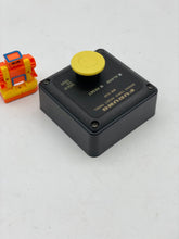 Load image into Gallery viewer, Furuno BR-530 Timer Reset Panel *Lot of (4)* (Used)