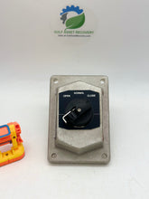 Load image into Gallery viewer, Eaton Crouse-Hinds EDS21273-SA-S635 Expl. Proof Selector Switch (Used)