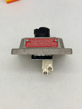 Load image into Gallery viewer, Eaton Crouse-Hinds EDS21271-SA-NR-CL Expl. Proof Selector Switch (Used)