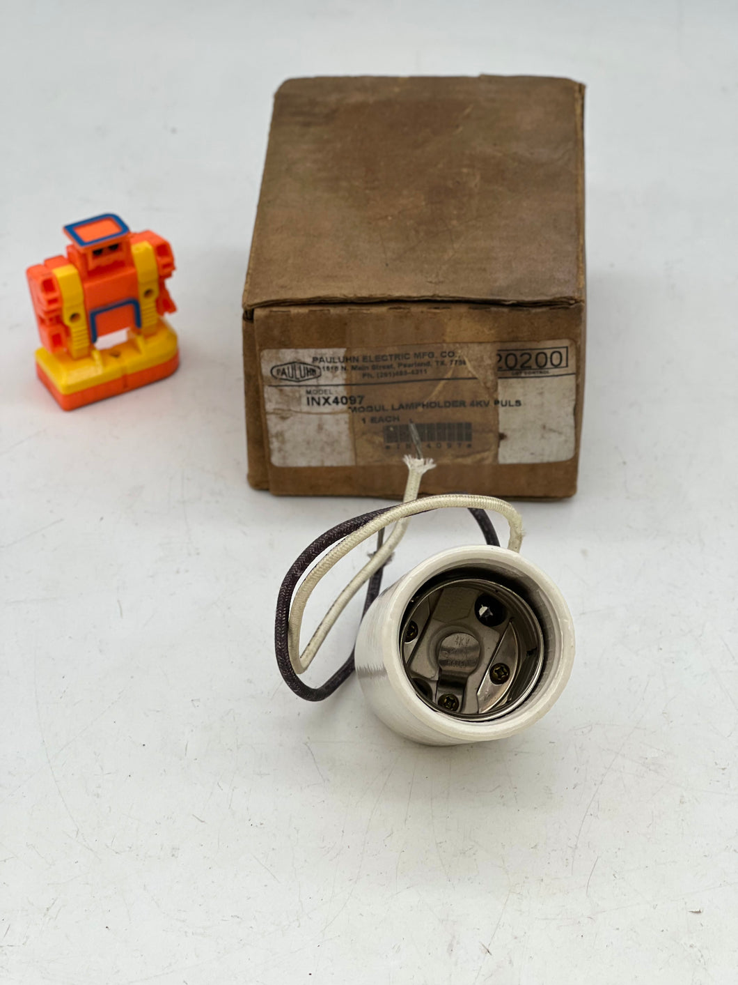 Pauluhn INX4097 Lamp Holder, 4KV (Open Box)