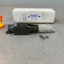 Load image into Gallery viewer, Mathers SV2-13-0100 Spool Valve, 3-Way/S-Ret (New)