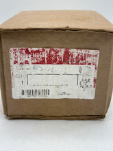 Load image into Gallery viewer, Eaton Crouse-Hinds ES76 Female Sealing Hub, 2-1/2 x 2&quot; (Open Box)