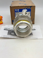 Load image into Gallery viewer, Eaton Crouse-Hinds LT250G-SA Liquidtight Straight Connect w/ Ground Lug, 2-1/2&quot; (New)