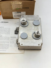 Load image into Gallery viewer, Det-Tronics 000811-105 Q811 CGS Duct Mount Enclosure, 3/4&quot; w/ Inlet Tube (Open Box)