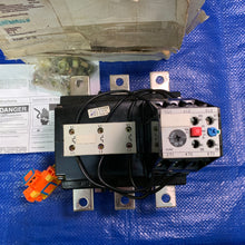 Load image into Gallery viewer, Siemens 3UA6600-3B Overload Relay, 125-200A (Open Box)