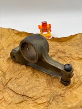 Load image into Gallery viewer, Electro-Motive 87271-8 Rocker Arm (No Box)