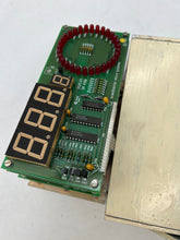 Load image into Gallery viewer, Scandinavian Micro Systems LR40-DC v3.7 Digital Gyro Repeater w/ Bracket (Used)