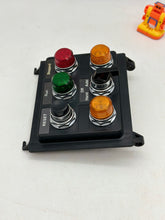 Load image into Gallery viewer, Eaton Cutler-Hammer Indicator Light Panel for MCC Bucket (4) Lights w/ Reset, Select (Used)