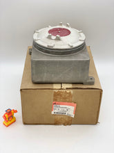 Load image into Gallery viewer, Cooper Crouse-Hinds GUB02-SA Junction Box w/o Conduit Openings (New)