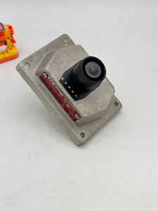 Eaton Crouse-Hinds EDS2184-SA-RS Expl. Proof Front Op. Pushbutton (Used)