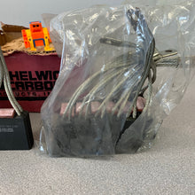 Load image into Gallery viewer, Helwig Carbon 10-752222-582-2-01 Carbon Brush, *Box of (15)* (Open Box)