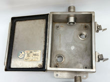Load image into Gallery viewer, Det-Tronics 000811-105 Q811 CGS Duct Mount Enclosure, 3/4&quot; *Lot of (2)* (Used)