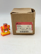 Load image into Gallery viewer, Eaton Crouse-Hinds RE73-SA Conduit Hub Reducer 2-1/2”x1&quot; *Box of (5)* (New)