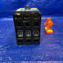 Load image into Gallery viewer, Siemens ED43B030 Sentron Series Circuit Breaker, *Chipped-See Pictures* (Used)