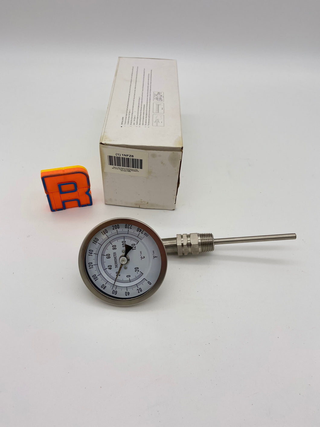 Grainger 1NFZ6 Analog Dial Thermometer, Bimetal, 3” Dial, 1/2” NPT (New)