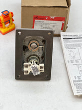 Load image into Gallery viewer, Cooper Crouse-Hinds DSD958 Cover Asy w/ Pilot Light, Pushbutton (New)