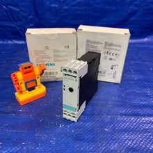 Load image into Gallery viewer, Siemens 3RP1512-1AQ30 Time Relay, *Lot of (2) Relays*