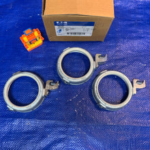 Load image into Gallery viewer, Eaton Crouse-Hinds GLL8 3” MI Grounding Bushing-Lay-In Lug *Box of (3)* (Open Box)
