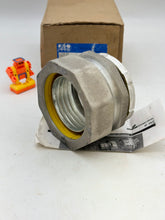 Load image into Gallery viewer, Eaton Crouse-Hinds LT350-SA Liquidtight Straight Connect, 3-1/2&quot; (New)