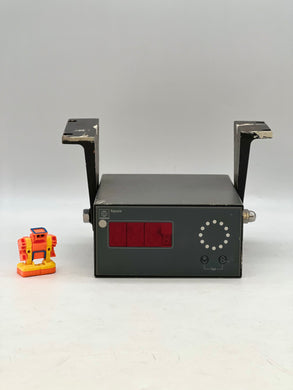 Raytheon Anschutz 133-811.NG010 E01 Digital Repeater w/ Mount Brackets (Used)