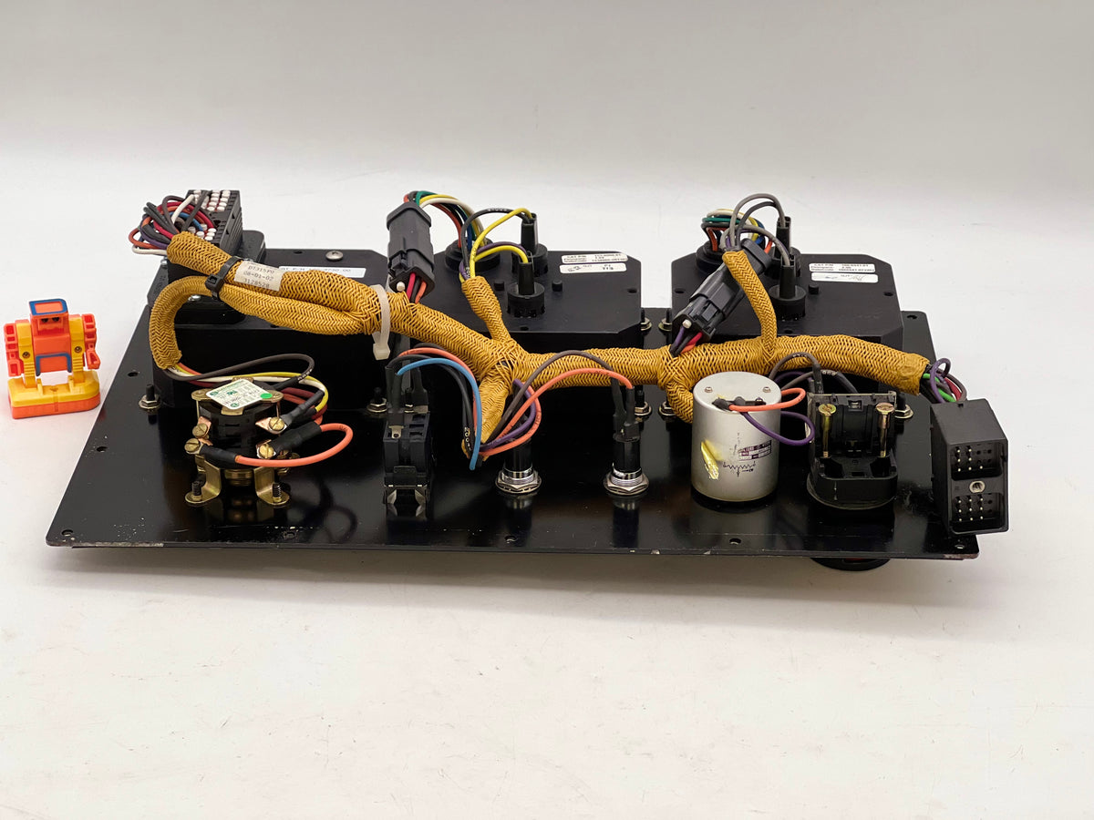 Caterpillar Engine Control Panel (Used) – Gulf Asset Recovery