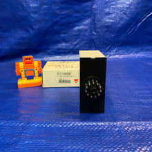 Load image into Gallery viewer, Carlo Gavazzi S117166920 S-Timer Universal DPDT AC (Open Box)